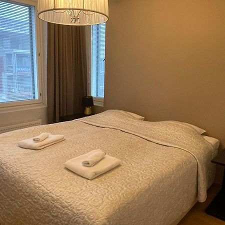 Gella Canalside Apartments With Sauna And Balcony In Address Saukonpaadenranta 4 Хелзинки Екстериор снимка