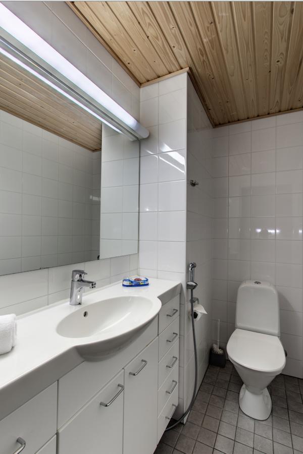 Gella Canalside Apartments With Sauna And Balcony In Address Saukonpaadenranta 4 Хелзинки Екстериор снимка